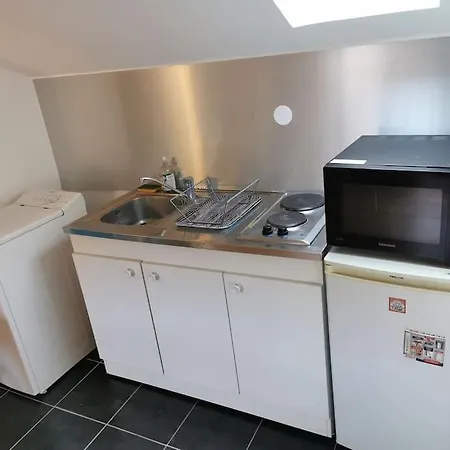 Sous Les Toits Proche Paris Et Versailles Apartament