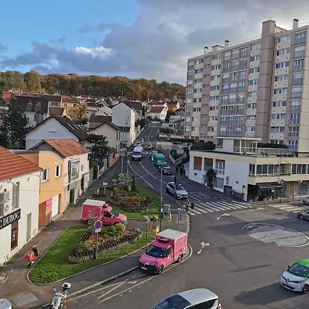 Sous Les Toits Proche Paris Et Versailles Apartmán